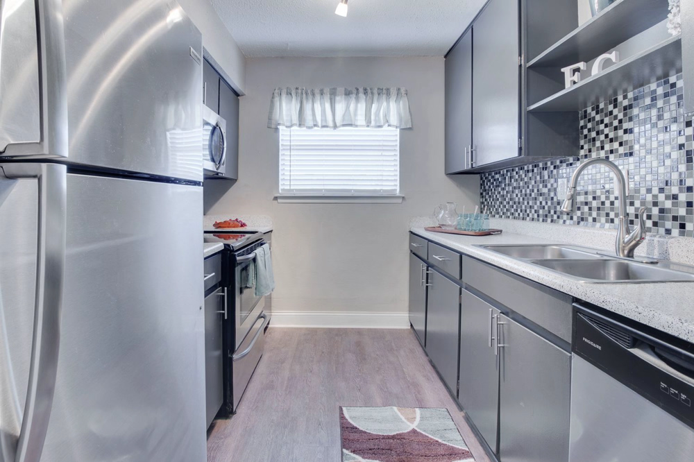 Forest Glen Apartments contact