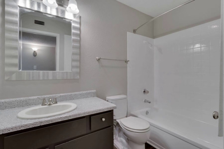 Forest Glen Apartments gallery photo 18